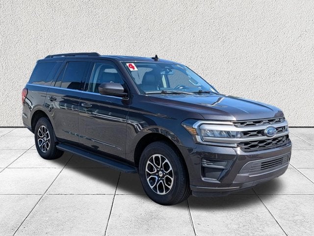 2024 Ford Expedition XLT in Gray Metallic — front three-quarter view